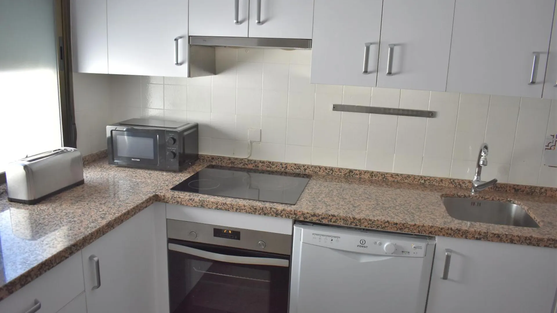 Apartamento En El Centro Con Parking Y Terraza Cordoba 0*,  Spain